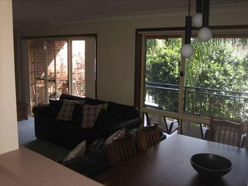 2/3 Plymouth Drive, Wamberal NSW 2260