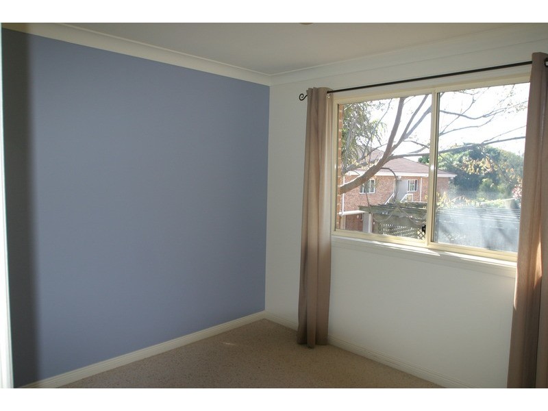 2/15 Maas Parade, Forresters Beach NSW 2260