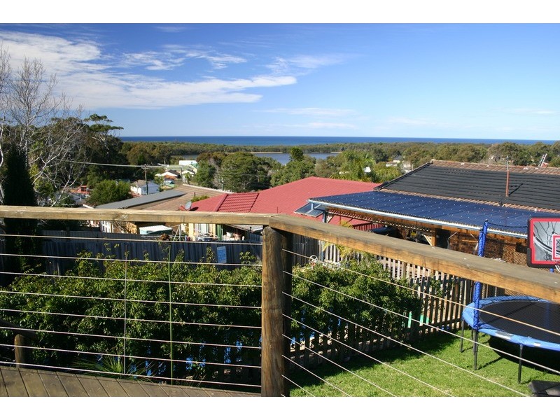 15 Braemar Drive, Wamberal NSW 2260