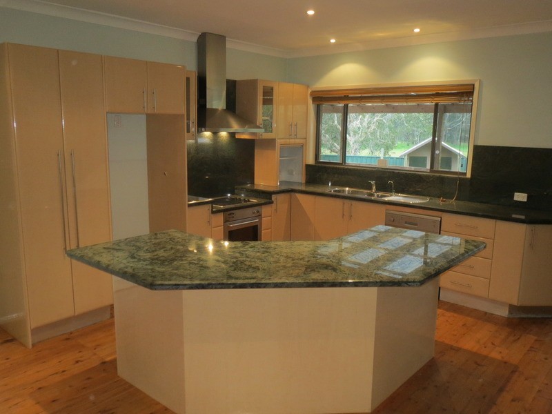 2 Malkana Avenue, Forresters Beach NSW 2260