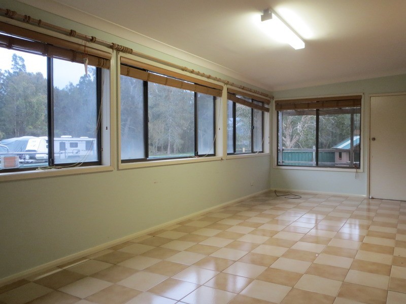 2 Malkana Avenue, Forresters Beach NSW 2260