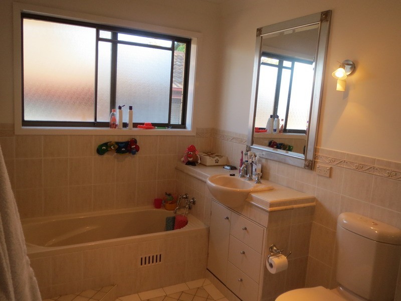 15 Marilyn Crescent, Tumbi Umbi NSW 2261