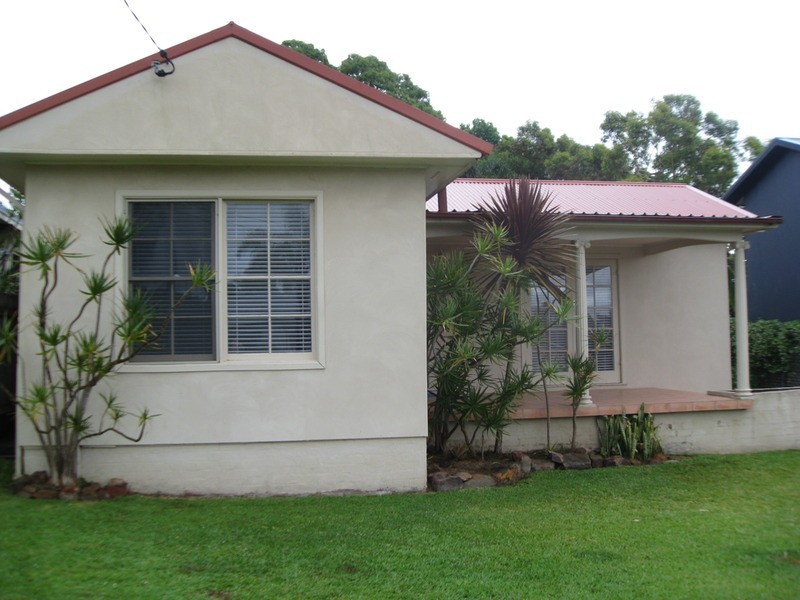 87 Hume Boulevard, Killarney Vale NSW 2261