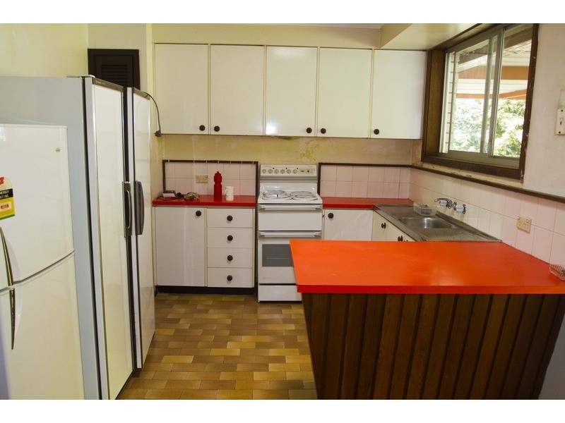 42 Windsor  Road, Wamberal NSW 2260