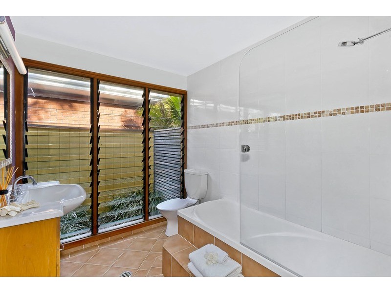 69 Oaks Avenue, Shelly Beach NSW 2261