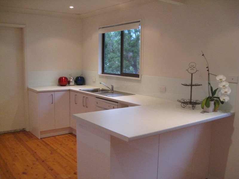 12 Vista Parade, Bateau Bay NSW 2261