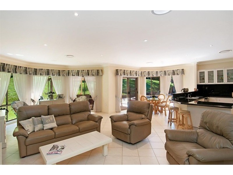 9 High Valley  Close, Wamberal NSW 2260