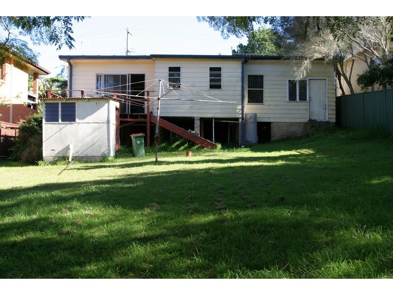 16 Ghersi  Avenue, Wamberal NSW 2260