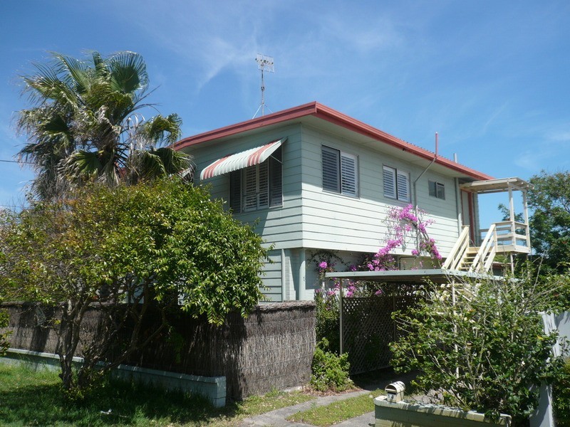 2/14 Pacific Street, Terrigal NSW 2260