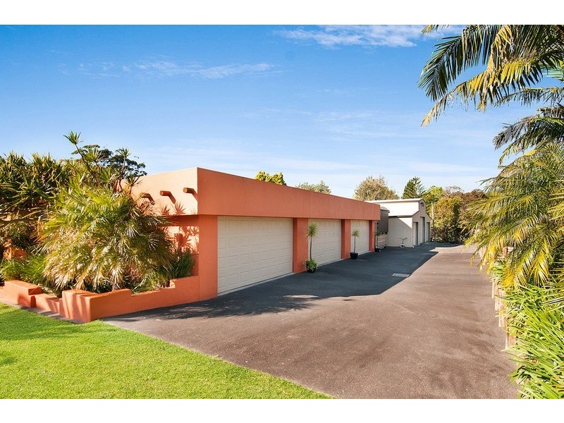 62 Brush  Road, Wamberal NSW 2260