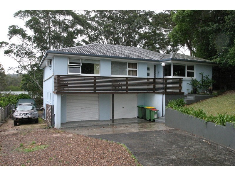 9 Somerset  Close, Wamberal NSW 2260