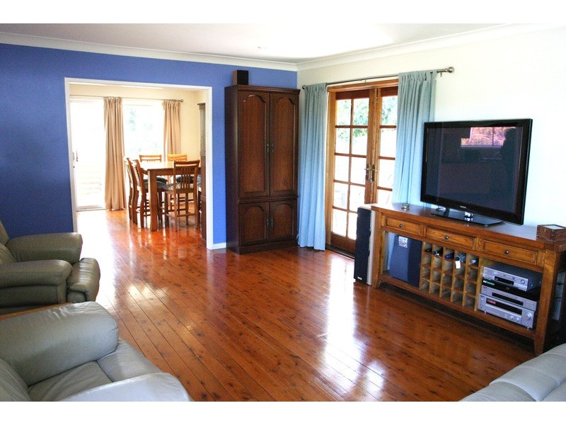 9 Somerset  Close, Wamberal NSW 2260