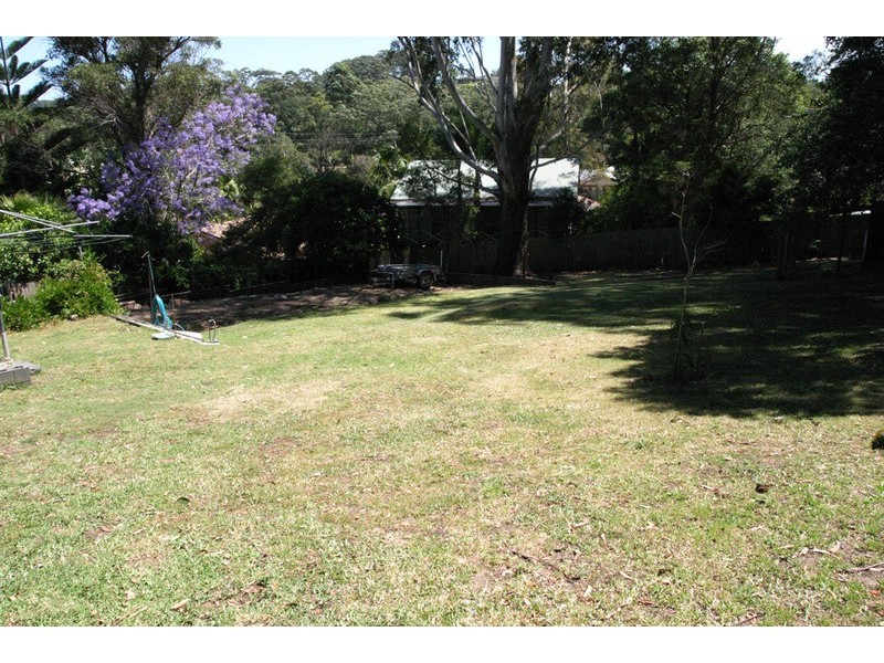 9 Somerset  Close, Wamberal NSW 2260