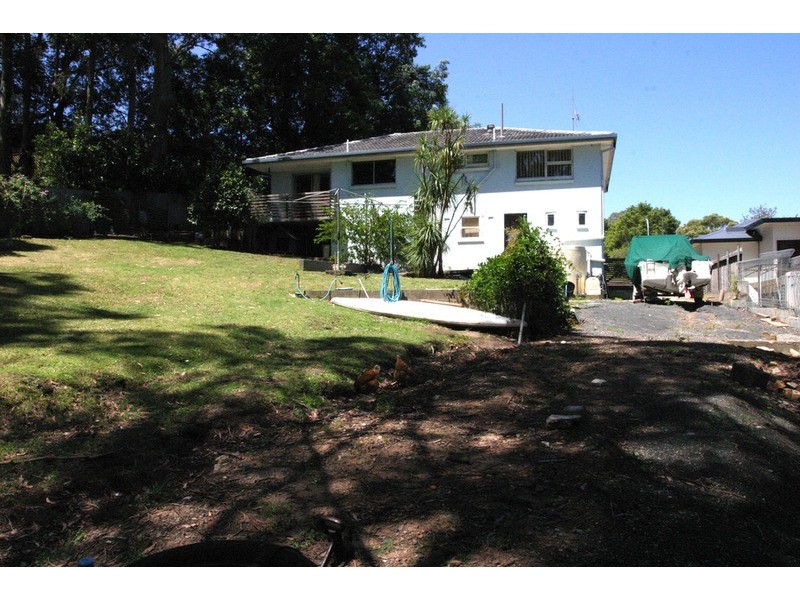 9 Somerset  Close, Wamberal NSW 2260