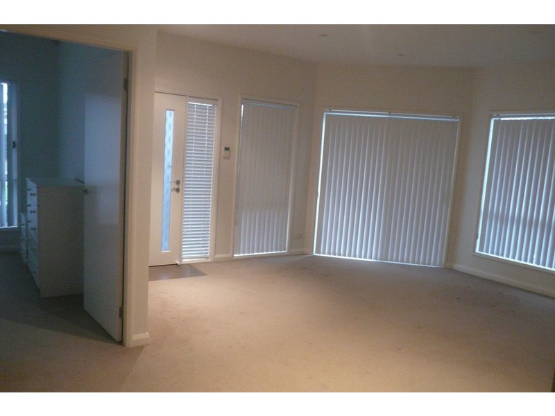 2/46 Ferndale Street, Killarney Vale NSW 2261