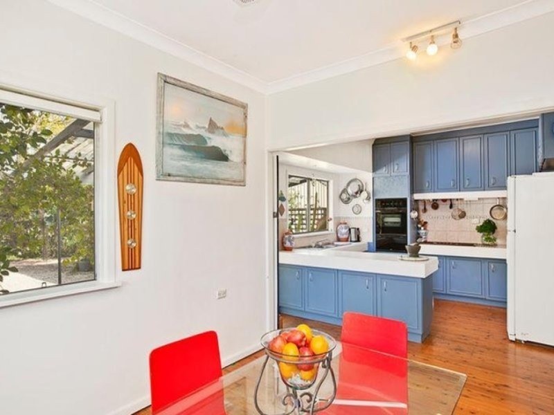 33 Serpentine  Road, Erina Heights NSW 2260