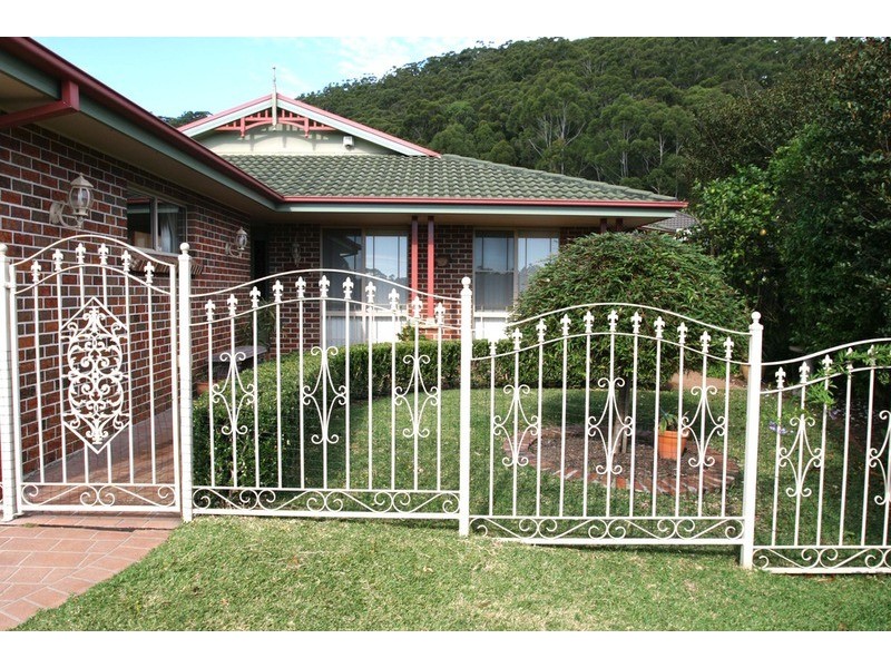 16 Severn Close, Erina NSW 2250