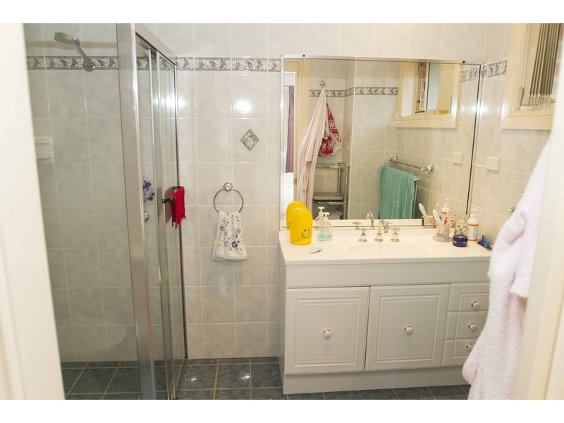 17 Tallowood Crescent, Erina NSW 2250