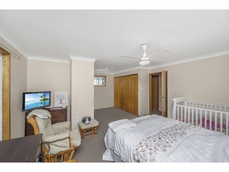 24 Bluebell Drive, Wamberal NSW 2260