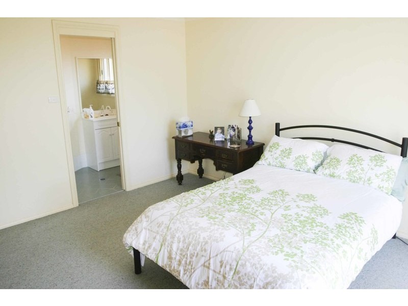 690A The Entrance Road, Wamberal NSW 2260