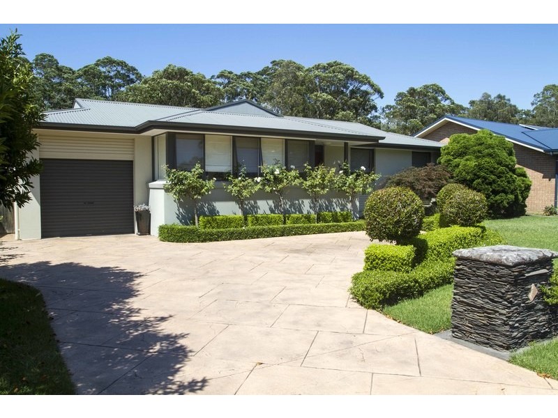 52 Windsor Road, Wamberal NSW 2260