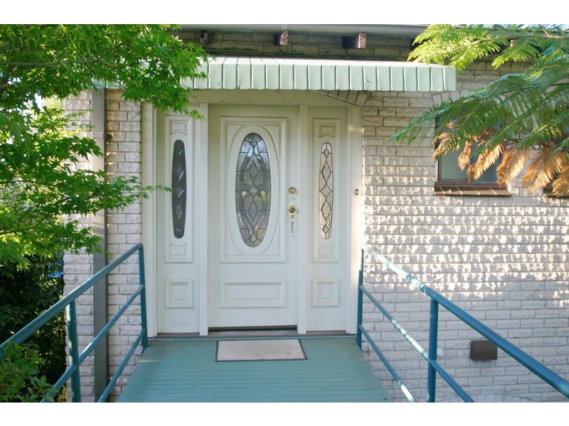 114 Old Gosford Road, Wamberal NSW 2260