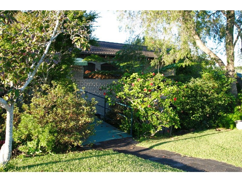 114 Old Gosford Road, Wamberal NSW 2260