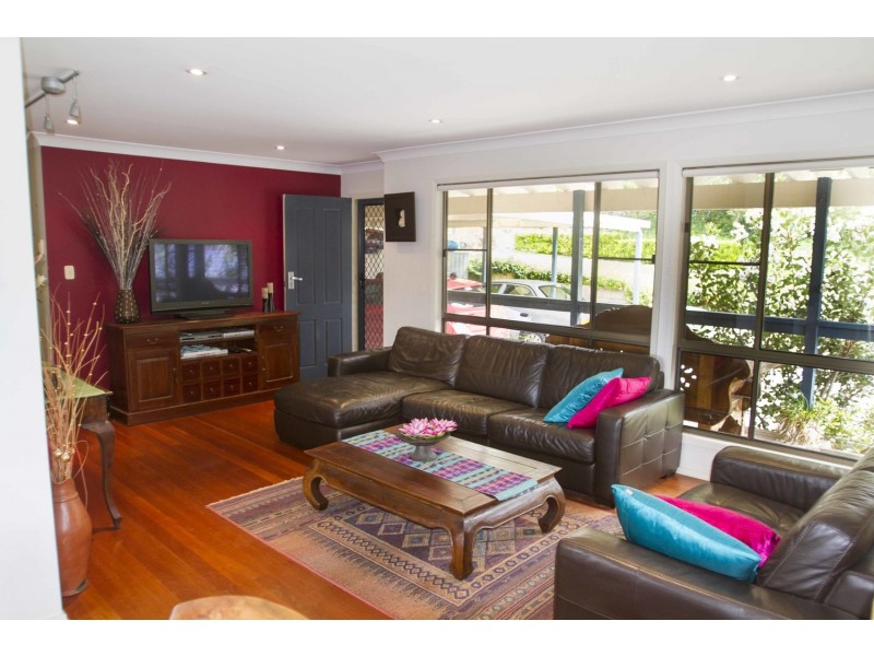 12 Hibiscus Avenue, North Avoca NSW 2260