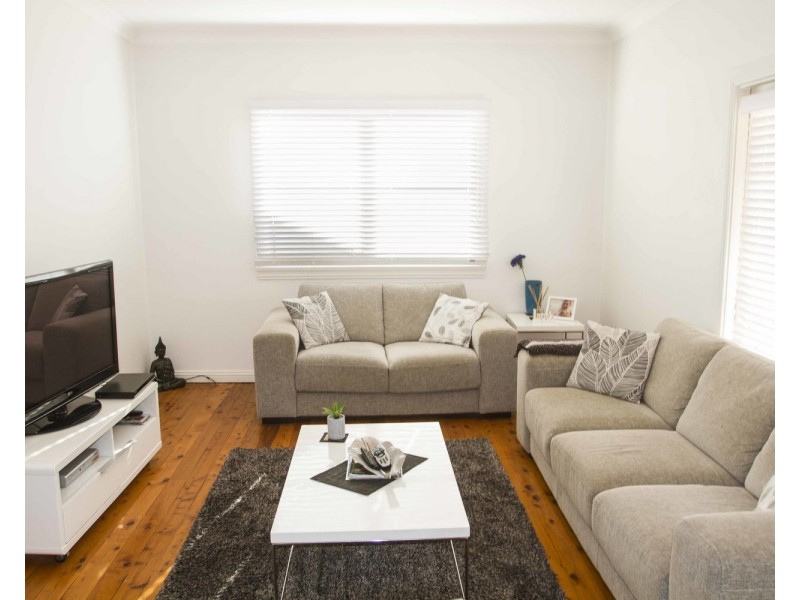 87 Hume Boulevard, Killarney Vale NSW 2261