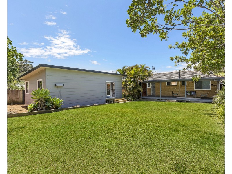 16 Tall Timbers Road, Wamberal NSW 2260