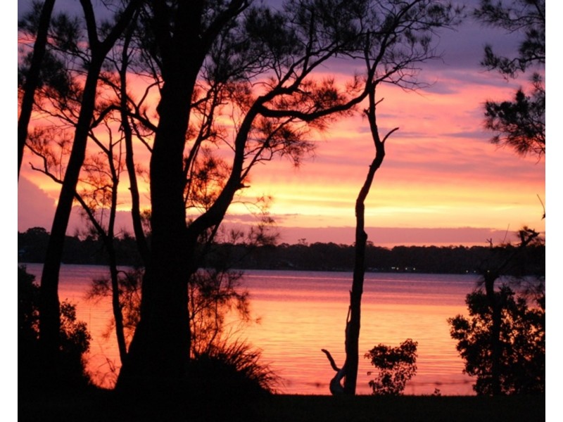 Summerland Point NSW 2259