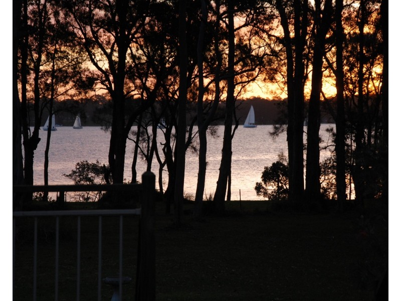 Summerland Point NSW 2259