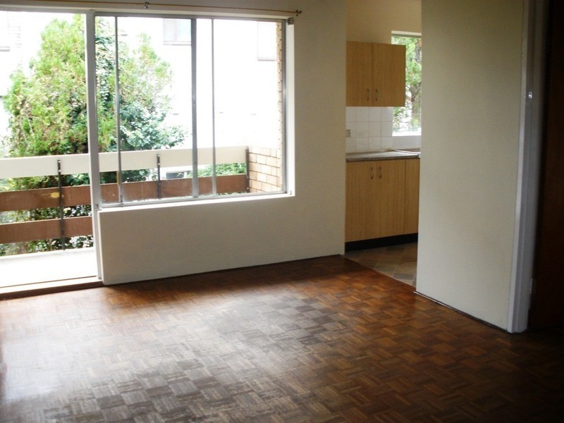 5/16A Meadow Crescent, Meadowbank NSW 2114