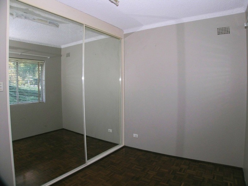 9/20 Bank Street, Meadowbank NSW 2114