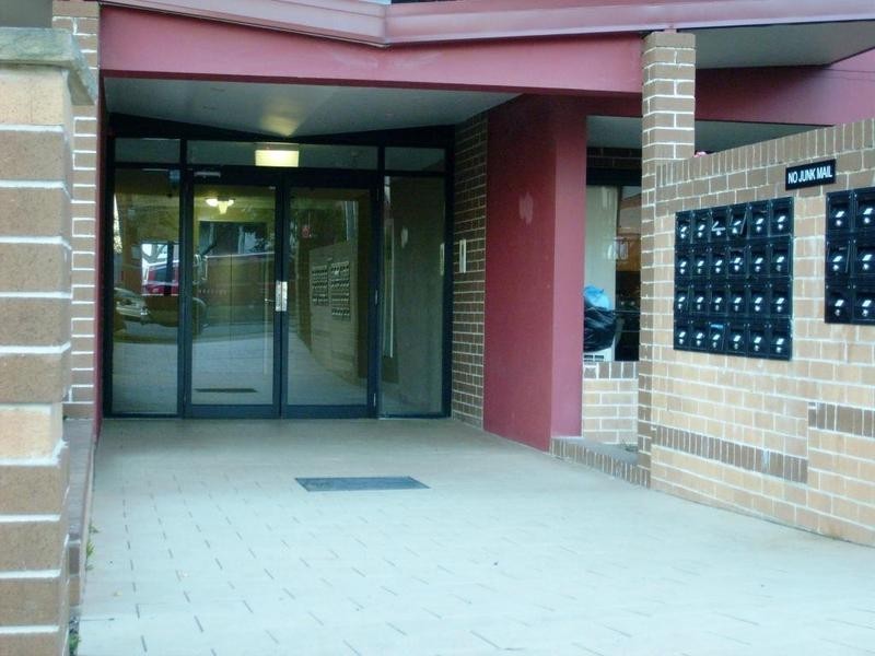 27/8-16 Oxford Street, Blacktown NSW 2148