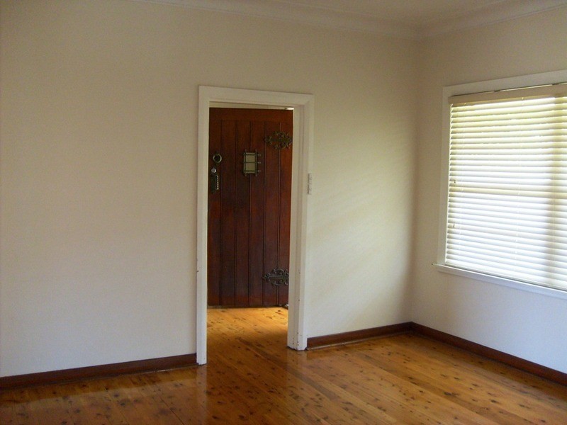 6 Mimos Street, West Ryde NSW 2114