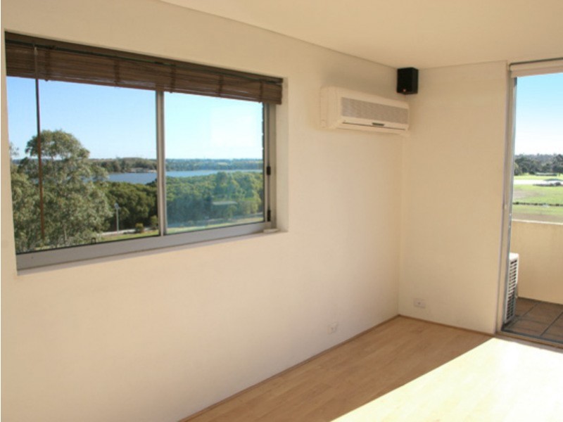 34/12 Meadow Crescent, Meadowbank NSW 2114