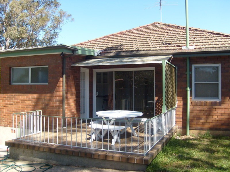 102 Darvall Road, West Ryde NSW 2114