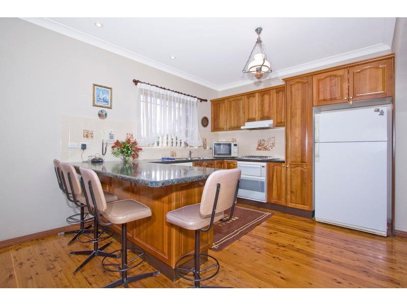 4 Commissioners Road, Denistone NSW 2114