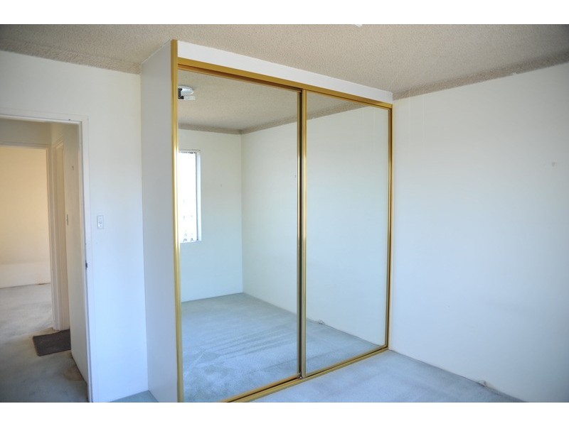 10/5 Bank Street, Meadowbank NSW 2114