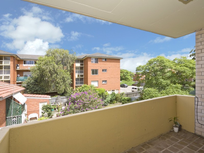 11/13-14 Bank Street, Meadowbank NSW 2114