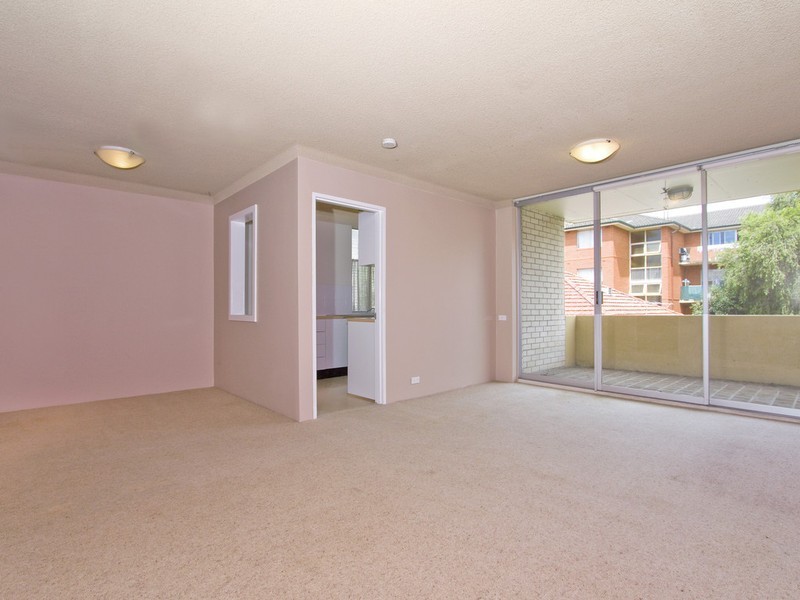 11/13-14 Bank Street, Meadowbank NSW 2114