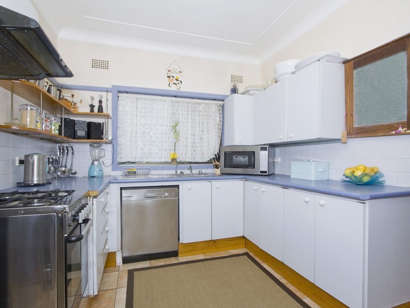 18 Squire Street, Ryde NSW 2112