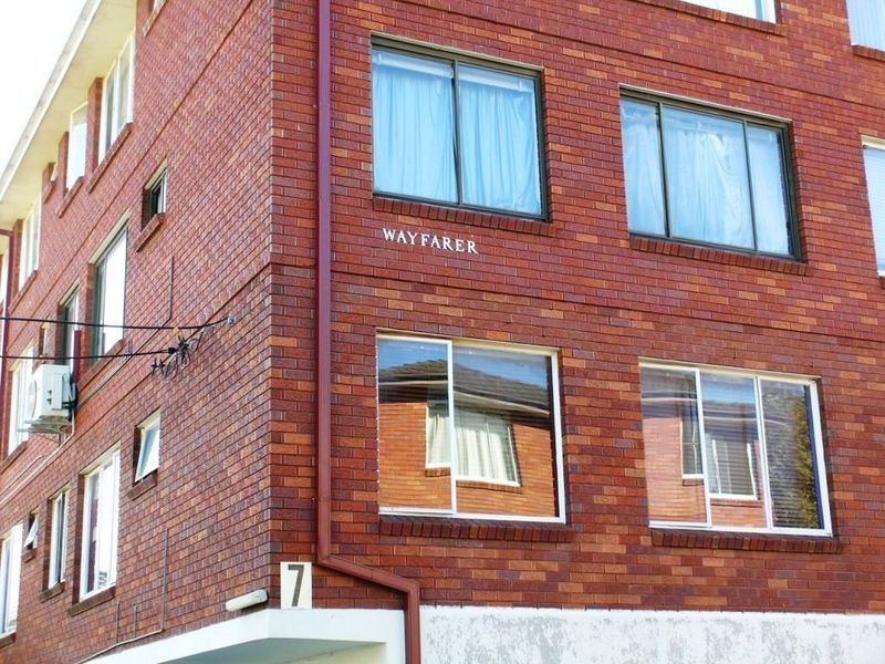 2/7 Bank Street, Meadowbank NSW 2114