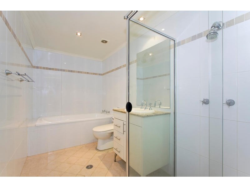 13/143 Bowden Street, Meadowbank NSW 2114