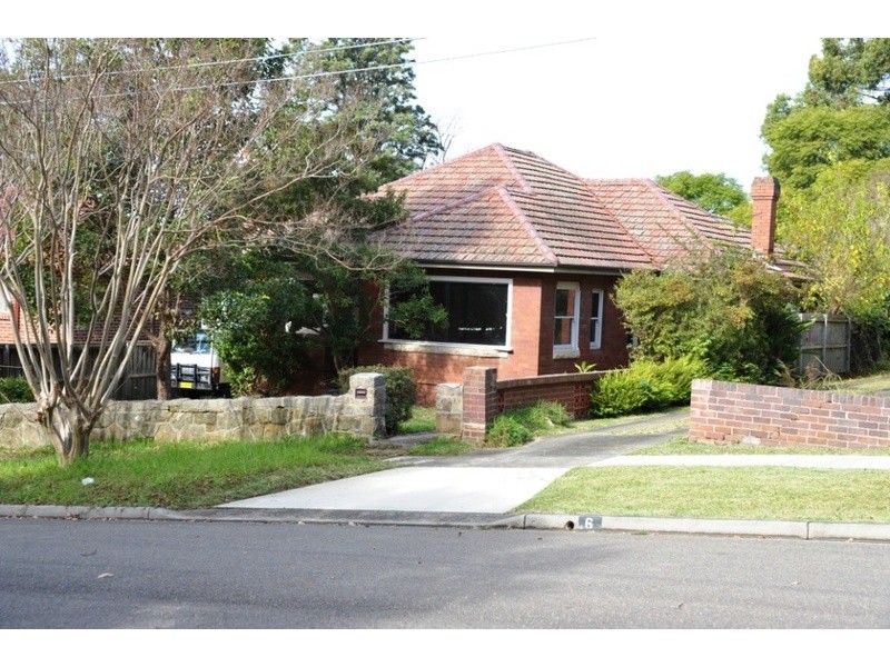 4 Simla Road, Denistone NSW 2114