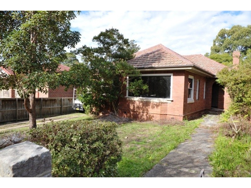 4 Simla Road, Denistone NSW 2114