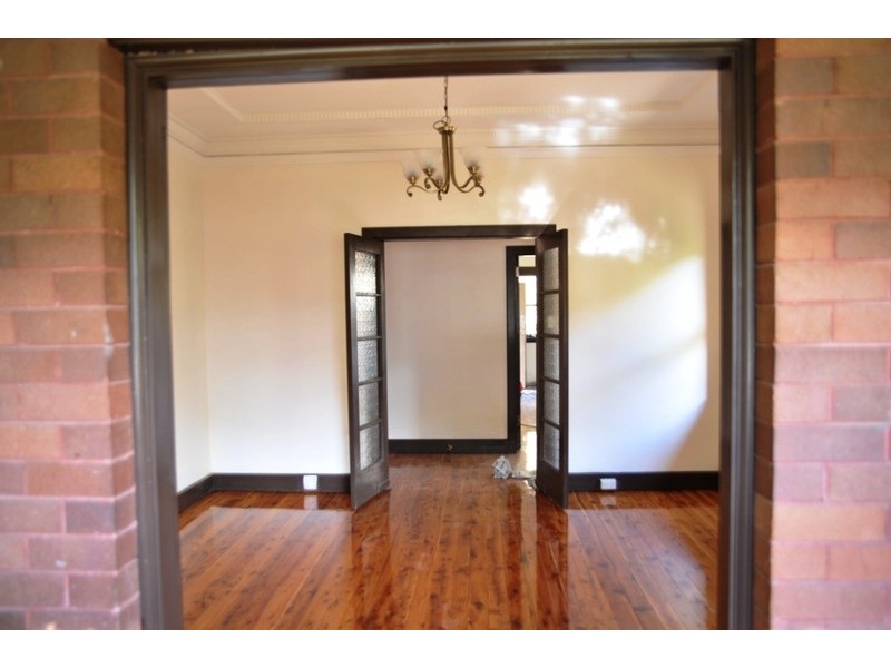 4 Simla Road, Denistone NSW 2114