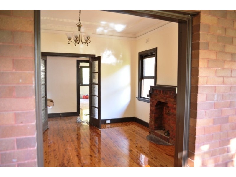 4 Simla Road, Denistone NSW 2114