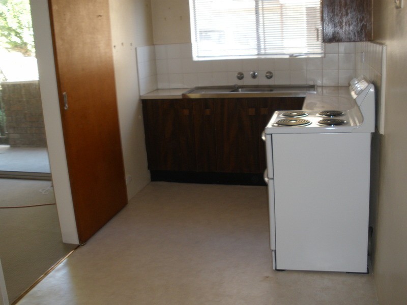 2/16 Meadow Crescent, Meadowbank NSW 2114